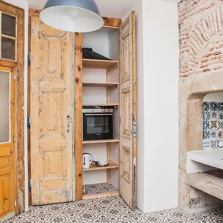 Apartment Alfama Chic 3 *