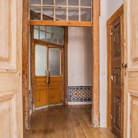 Alfama Chic 3 Apartment